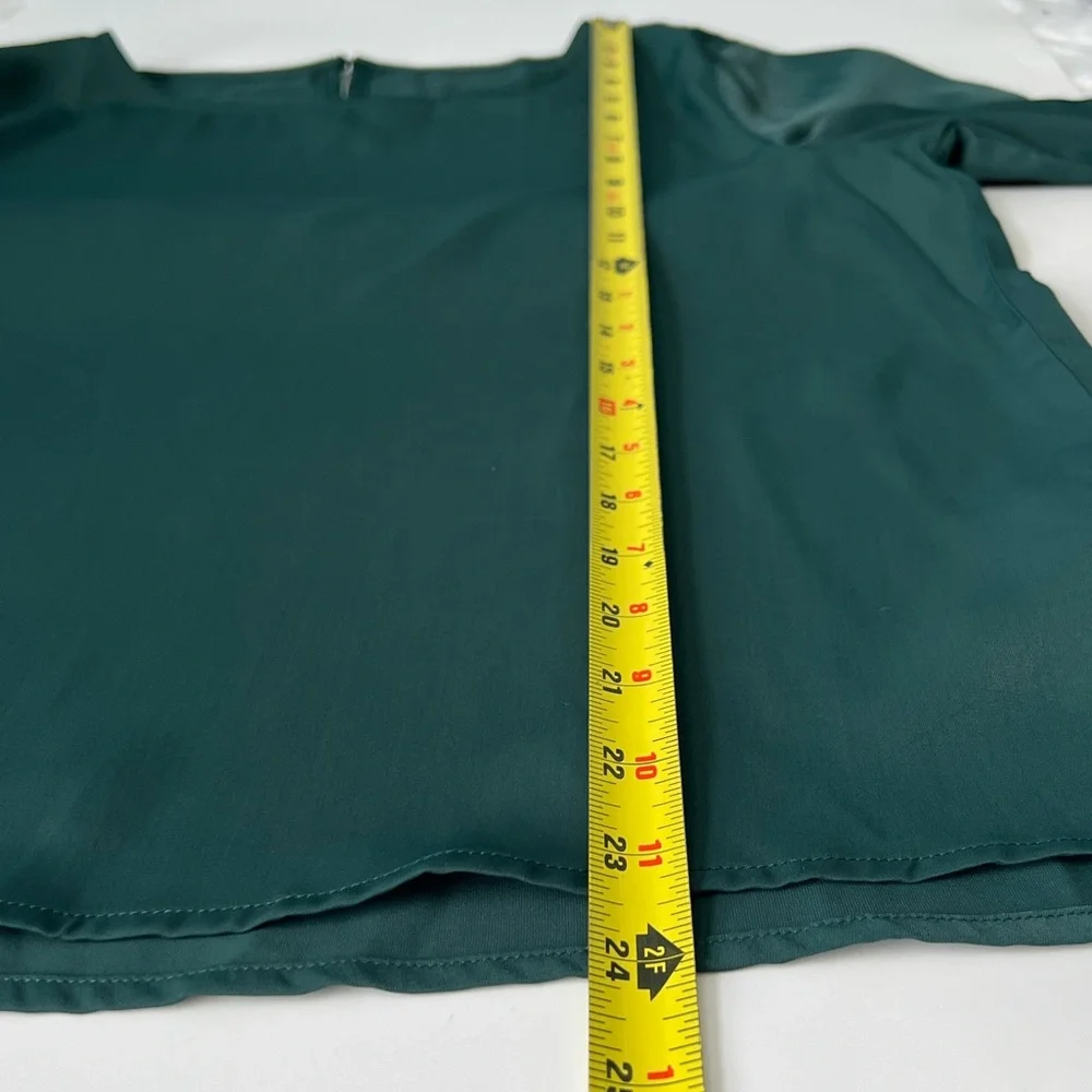 Cupshe Dark Green Long sleeved Blouse - M - NWT - Picture 4 of 8